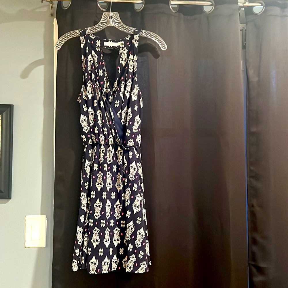 Lush dress -navy blue, w/ white and pink design
